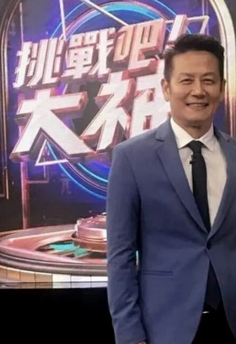 新片速遞舞蹈女神来袭极品美腿黑丝随着音乐摆弄美臀特写肥穴扎起双马尾看着更是诱人 - 真的稀缺